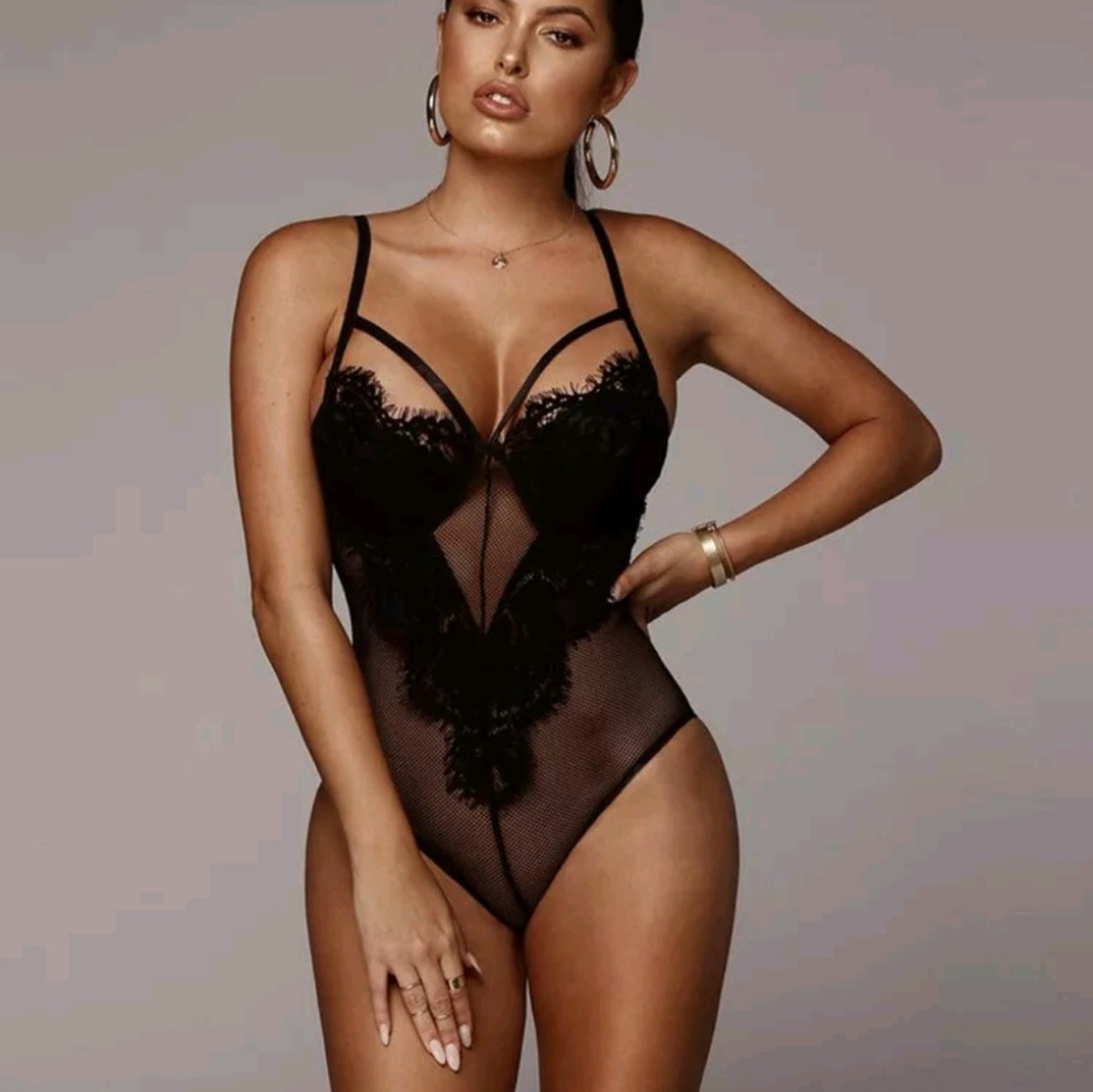 Strappy Mesh Lace Bodysuit - Picture 7 of 7